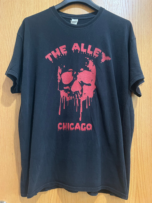 The Alley • Chicago • 2016 • Black • XL • Preowned